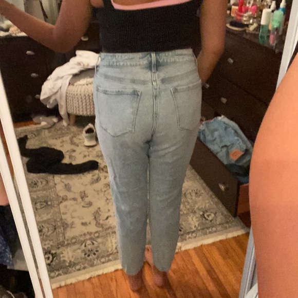 old navy power slim straight light wash jeans size 12 - Picture 3 of 4